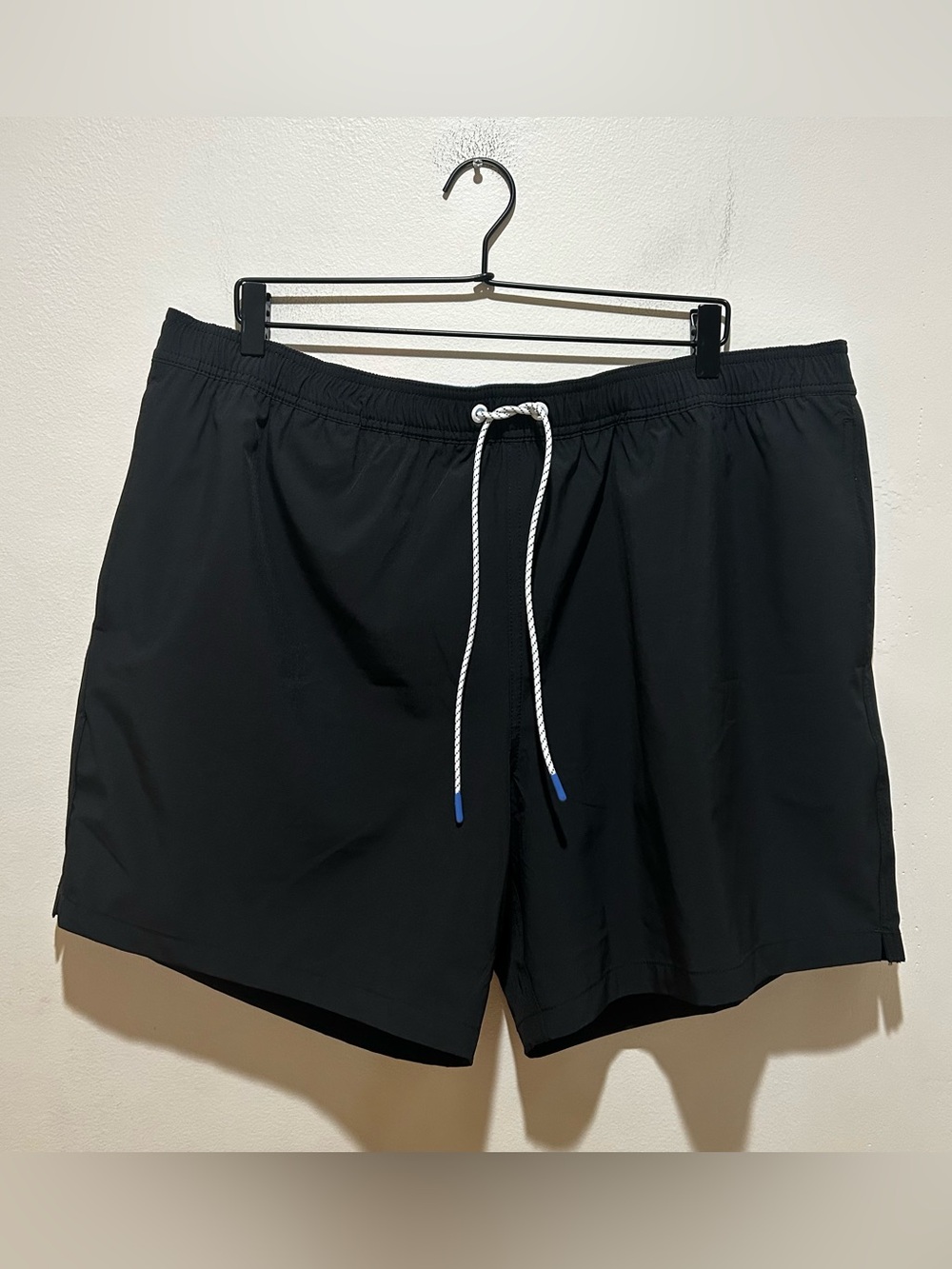 NWT Bonobos Black Swim Shorts with 7 Inch Inseam & Mesh Liner - Men’s Size XXL